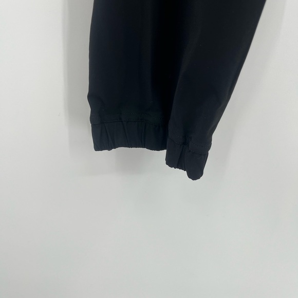 Lululemon 6 Align Black High Rise Jogger - Picture 4 of 12